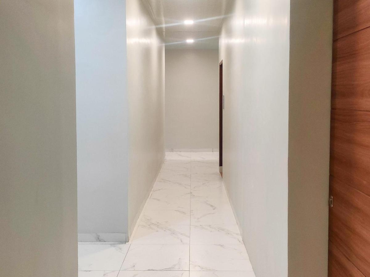 Travel Biz Hotel Medan Mitra Reddoorz Exterior photo